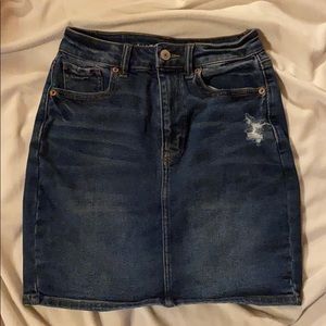 *High Waisted American Eagle Skirt